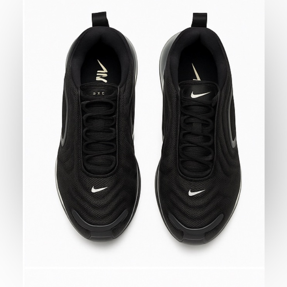 💃 Nike Air Max 720 Black ✨ Women’s 7 • Sleek • Air Cushion Comfort.✨ - Picture 3 of 4